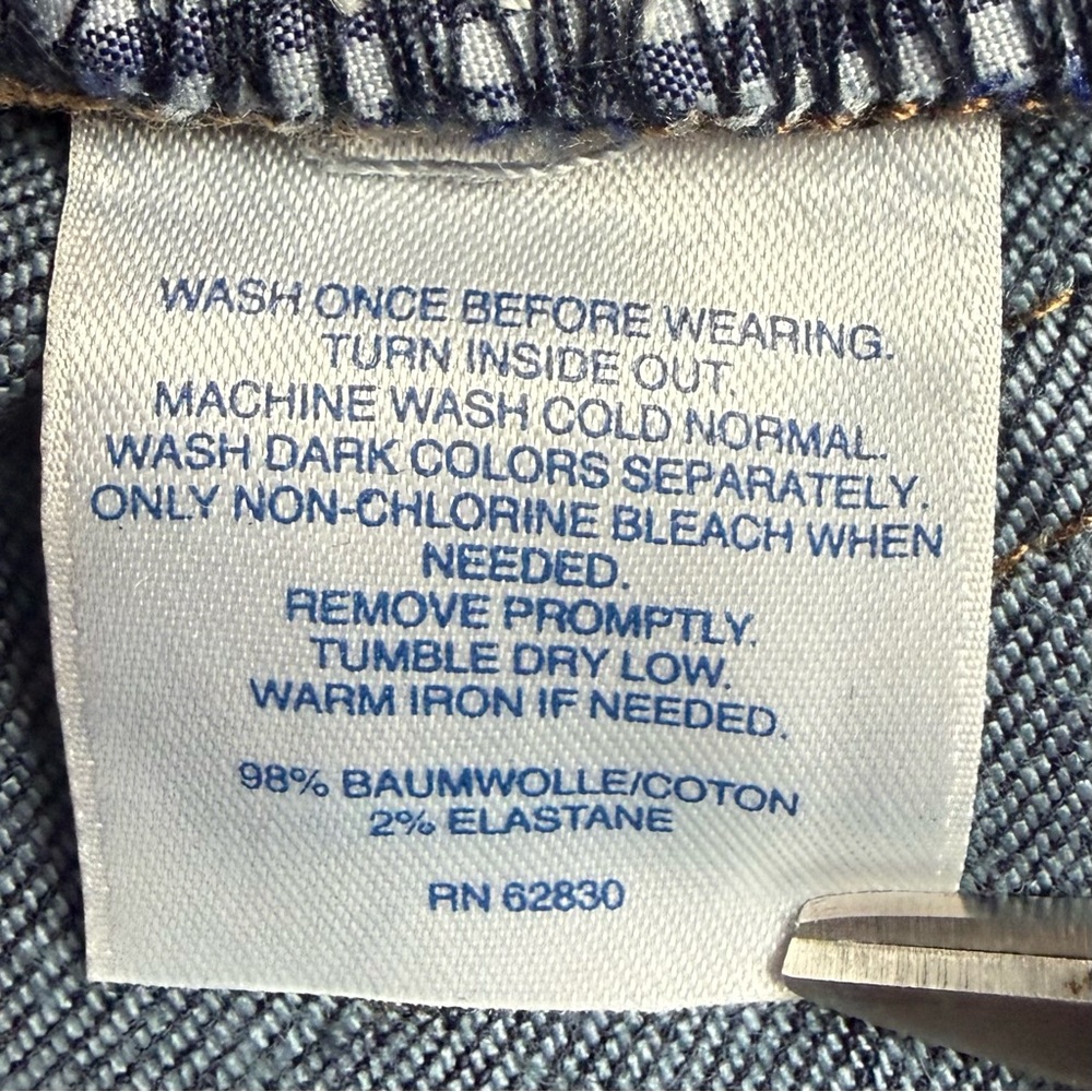 Lands' End Jeans 8 Blue Dark Wash Straight Leg Fit 2 Stretch Denim NEW NWOT😍 - Picture 9 of 13
